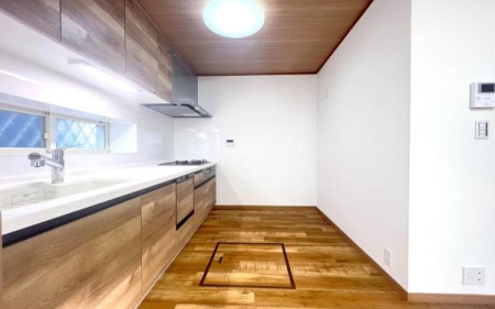 �_�ސ쌧���l�s�ߌ���n��6���ڂ̒��È�ˌ��ẴL�b�`��