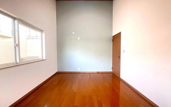 �_�ސ쌧���l�s�ߌ���n��6���ڂ̒��È�ˌ��Ă̎q������