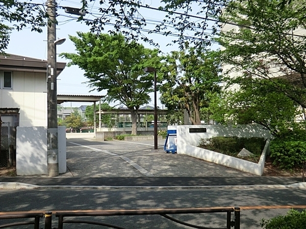 �_�ސ쌧���s������Е�2���ڂ̒��Ã}���V�����̎��ӊ�