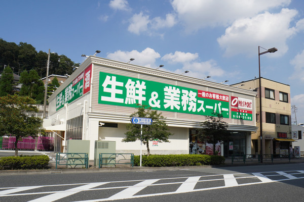 �_�ސ쌧���s�����扪��6���ڂ̒��È�ˌ��Ă̎��ӊ�