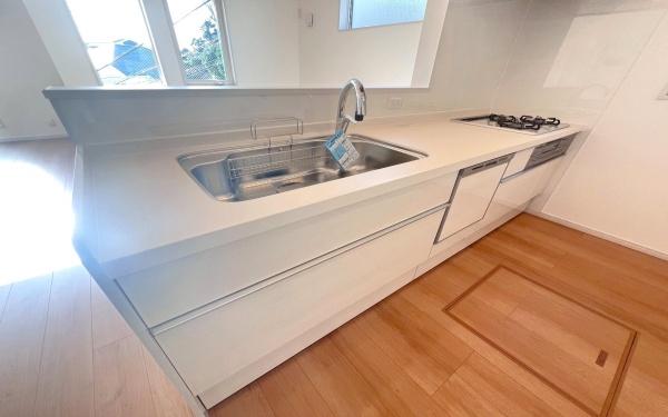 �_�ސ쌧���l�s�`�k���]����̐V�z��ˌ��ẴL�b�`��