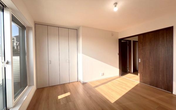 �_�ސ쌧���l�s�`�k���]����̐V�z��ˌ��Ẵ��r���O