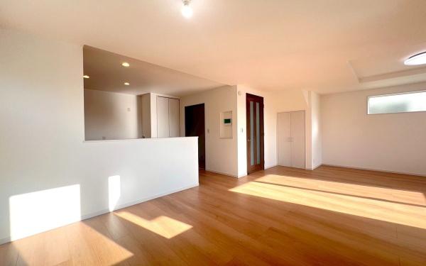 �_�ސ쌧���l�s�`�k���]����̐V�z��ˌ��Ẵ��r���O