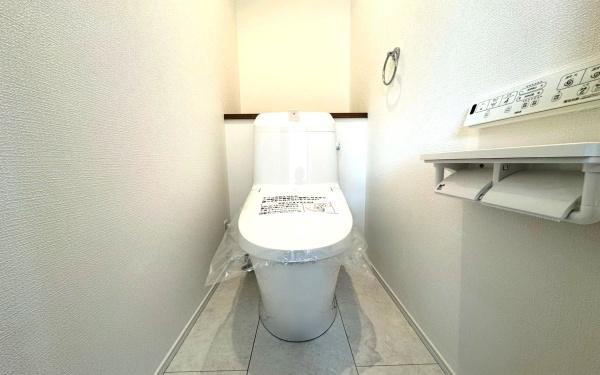 �_�ސ쌧���l�s��q�搙�c6���ڂ̐V�z��ˌ��Ẵg�C��