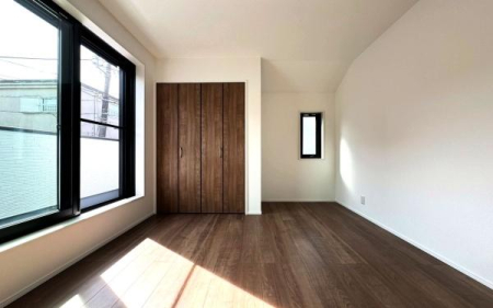 �_�ސ쌧���l�s��q�搙�c6���ڂ̐V�z��ˌ��Ă̐Q��