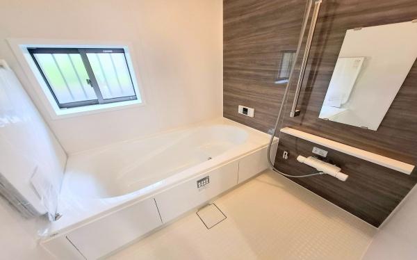 �_�ސ쌧���l�s����㔒��3���ڂ̐V�z��ˌ��Ă̗���