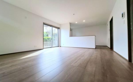 �_�ސ쌧���l�s����㔒��3���ڂ̐V�z��ˌ��Ẵ��r���O