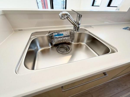 �_�ސ쌧���l�s��撆�c��5���ڂ̐V�z��ˌ��ẴL�b�`��