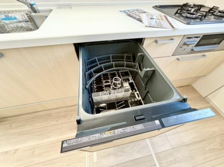 �_�ސ쌧���l�s��撆�c��5���ڂ̐V�z��ˌ��ẴL�b�`��