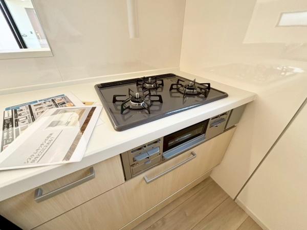 �_�ސ쌧���l�s��撆�c��5���ڂ̐V�z��ˌ��ẴL�b�`��