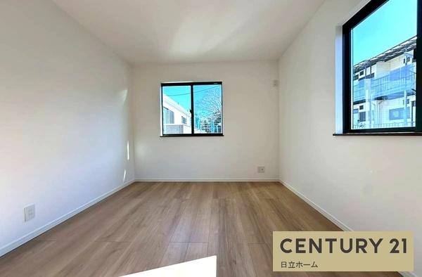 �_�ސ쌧���l�s�ߌ���k����4���ڂ̐V�z��ˌ��Ă̐Q��