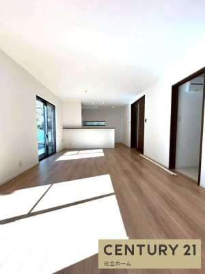 �_�ސ쌧���l�s�ߌ���k����4���ڂ̐V�z��ˌ��Ẵ��r���O