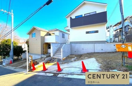 �_�ސ쌧���l�s�ߌ���k����4���ڂ̐V�z��ˌ��Ă̑O�ʓ��H�܂ތ��n�ʐ^