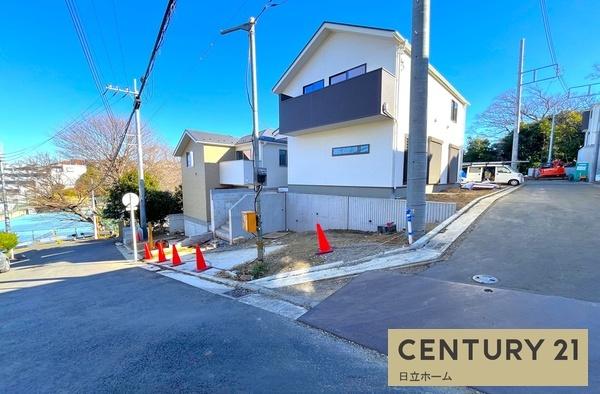 �_�ސ쌧���l�s�ߌ���k����4���ڂ̐V�z��ˌ��Ă̑O�ʓ��H�܂ތ��n�ʐ^