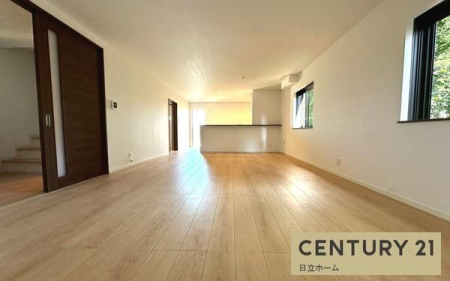 �_�ސ쌧���l�s�ߌ���k����4���ڂ̐V�z��ˌ��Ẵ��r���O