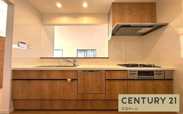 �_�ސ쌧���l�s�ߌ���k����4���ڂ̐V�z��ˌ��ẴL�b�`��