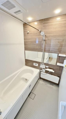 �_�ސ쌧���l�s���a�򒆉��k5���ڂ̐V�z��ˌ��Ă̗���