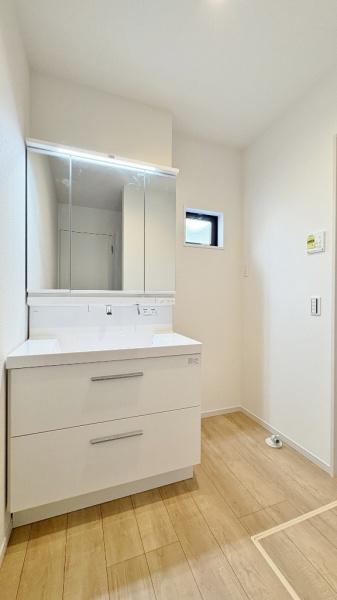 �_�ސ쌧���l�s���a�򒆉��k5���ڂ̐V�z��ˌ��Ă̐��ʑ�E���ʏ�