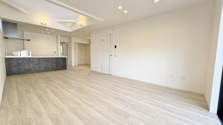 �_�ސ쌧���l�s���a�򒆉��k5���ڂ̐V�z��ˌ��Ẵ��r���O