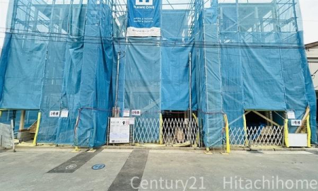 �_�ސ쌧���l�s�ߌ��撇��1���ڂ̐V�z��ˌ��Ă̑O�ʓ��H�܂ތ��n�ʐ^