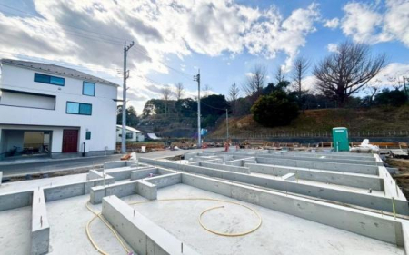 �_�ސ쌧���l�s�ۓy�P�J��쓇���̐V�z��ˌ��Ă̑O�ʓ��H�܂ތ��n�ʐ^