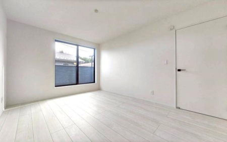 �_�ސ쌧���l�s�h��ѓ����̐V�z��ˌ��Ă̎q������