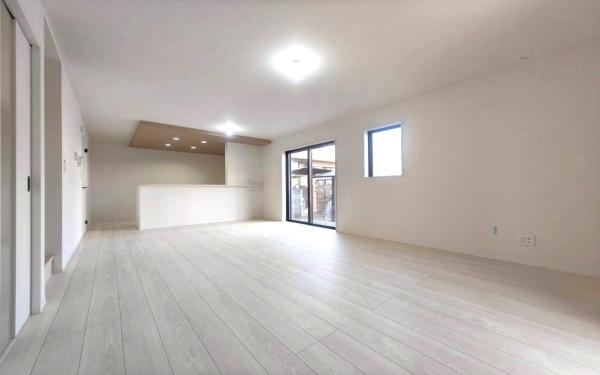 �_�ސ쌧���l�s�h��ѓ����̐V�z��ˌ��Ẵ��r���O