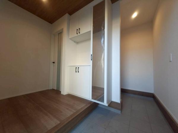 �_�ސ쌧����s�ΐ�1���ڂ̐V�z��ˌ��Ă̌���