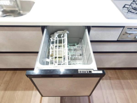 �_�ސ쌧����s�ΐ�1���ڂ̐V�z��ˌ��ẴL�b�`��