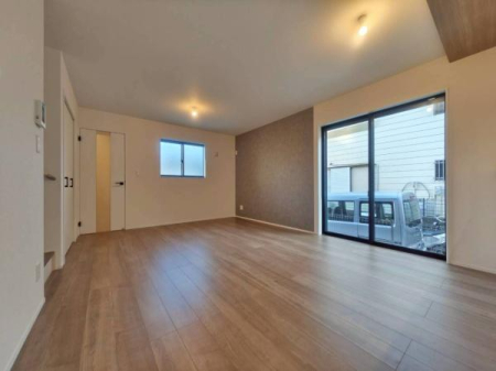 �_�ސ쌧����s�ΐ�1���ڂ̐V�z��ˌ��Ẵ��r���O