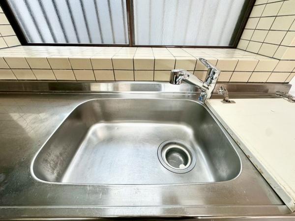 �_�ސ쌧���l�s�`���`���1���ڂ̒��È�ˌ��ẴL�b�`��