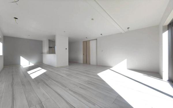 �_�ސ쌧���l�s�_�ސ��O�c��쒬�̐V�z��ˌ��Ẵ��r���O