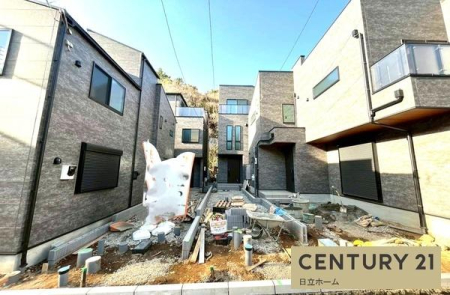 �_�ސ쌧���l�s����{�q�Ԗ�̐V�z��ˌ��Ă̒��ԏ�