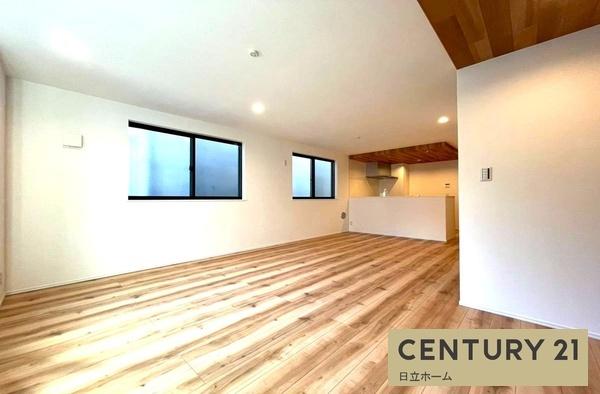 �_�ސ쌧���l�s����{�q�Ԗ�̐V�z��ˌ��Ẵ��r���O