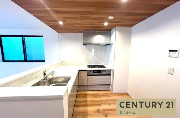 �_�ސ쌧���l�s����{�q�Ԗ�̐V�z��ˌ��ẴL�b�`��