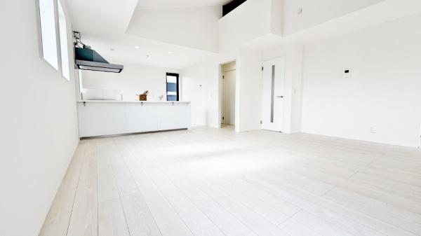 �_�ސ쌧���l�s�s�}���R�c���̐V�z��ˌ��Ẵ��r���O