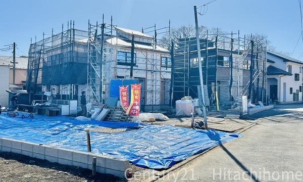 �_�ސ쌧���l�s���掛�v�ۂ̐V�z��ˌ��Ă̑O�ʓ��H�܂ތ��n�ʐ^