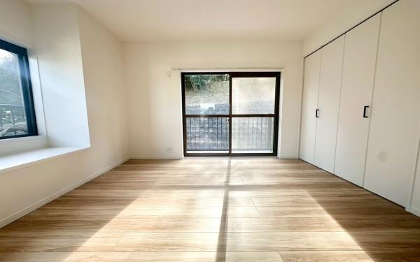 �_�ސ쌧���l�s�`���`��3���ڂ̒��È�ˌ��Ă̐Q��