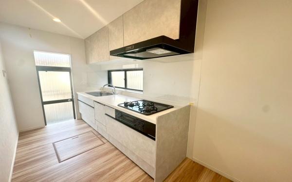 �_�ސ쌧���l�s�`���`��3���ڂ̒��È�ˌ��ẴL�b�`��