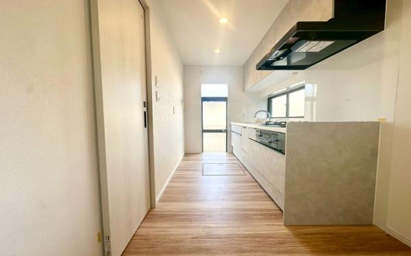 �_�ސ쌧���l�s�`���`��3���ڂ̒��È�ˌ��ẴL�b�`��