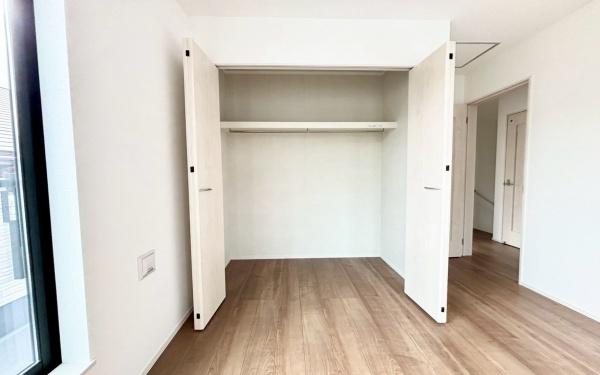 �_�ސ쌧���l�s�˒ˋ�O�c���̐V�z��ˌ��Ă̎��[