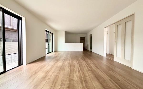 �_�ސ쌧���l�s�˒ˋ�O�c���̐V�z��ˌ��Ẵ��r���O