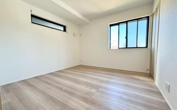 �_�ސ쌧���l�s�s�}���a���̐V�z��ˌ��Ă̐Q��