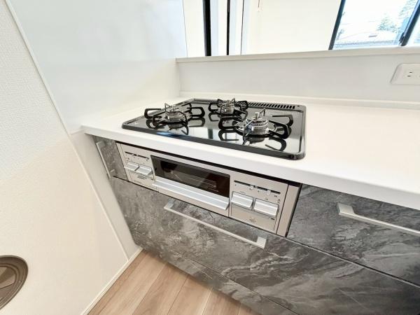 �_�ސ쌧���l�s�s�}���a���̐V�z��ˌ��ẴL�b�`��