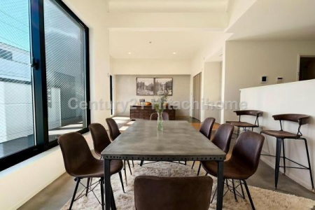 �_�ސ쌧���l�s�s�}���a���̐V�z��ˌ��Ẵ��r���O