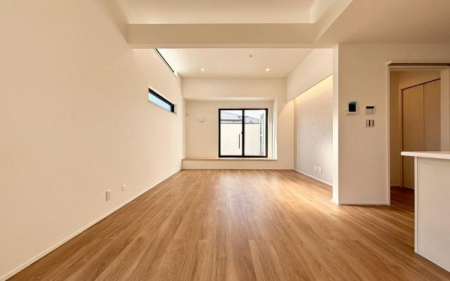 �_�ސ쌧���l�s�s�}���a���̐V�z��ˌ��Ẵ��r���O