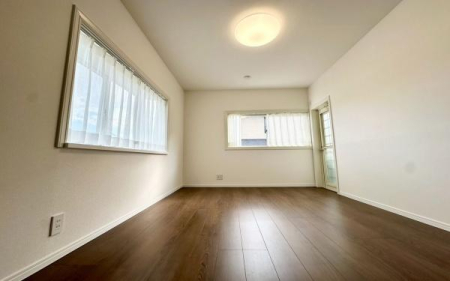 �_�ސ쌧���l�s��攒�S��3���ڂ̒��È�ˌ��Ă̎q������