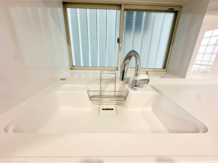 �_�ސ쌧���l�s��攒�S��3���ڂ̒��È�ˌ��ẴL�b�`��