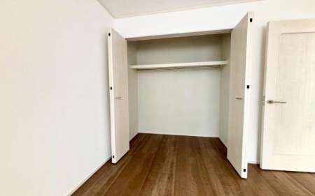 �_�ސ쌧���l�s���a�򒬂̐V�z��ˌ��Ă̎��[