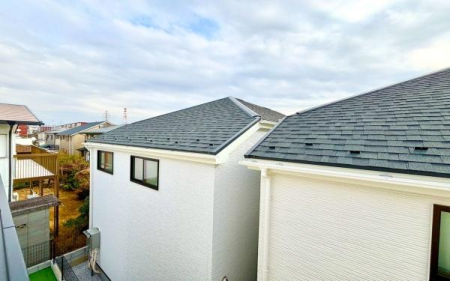 �_�ސ쌧���l�s���a�򒬂̐V�z��ˌ��Ă̏Z�˂���̒��]�ʐ^